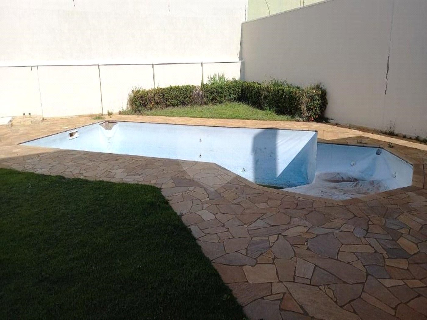 Casa à venda com 3 quartos em Bosque, Vinhedo, SP