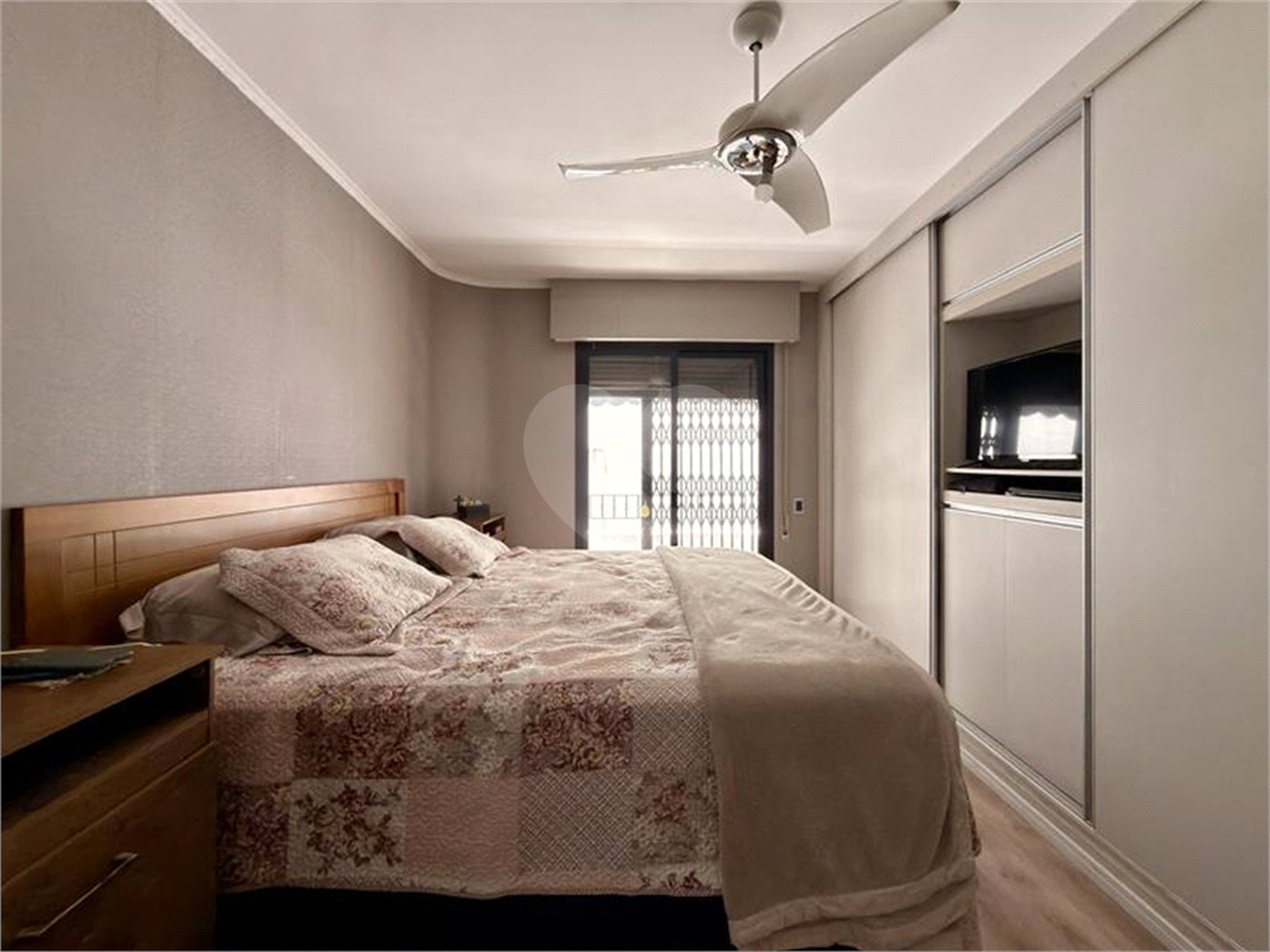 Apartamento à venda com 3 quartos, sendo 1 suíte, em Santana, São Paulo, SP