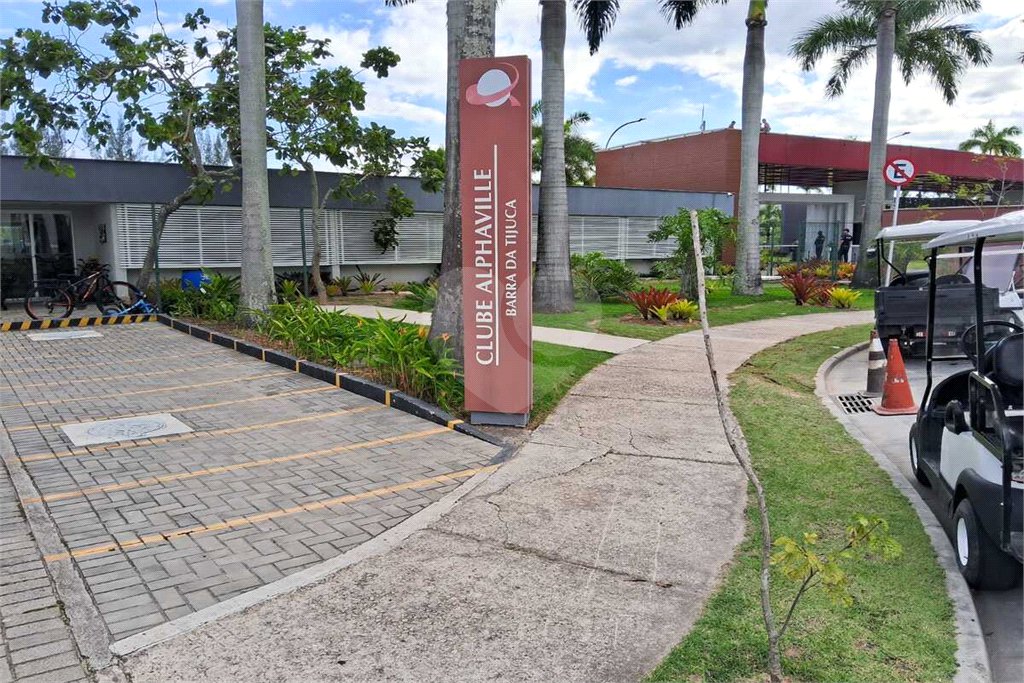 Terreno à venda com 1 suíte, em Barra da Tijuca, Rio de Janeiro, RJ
