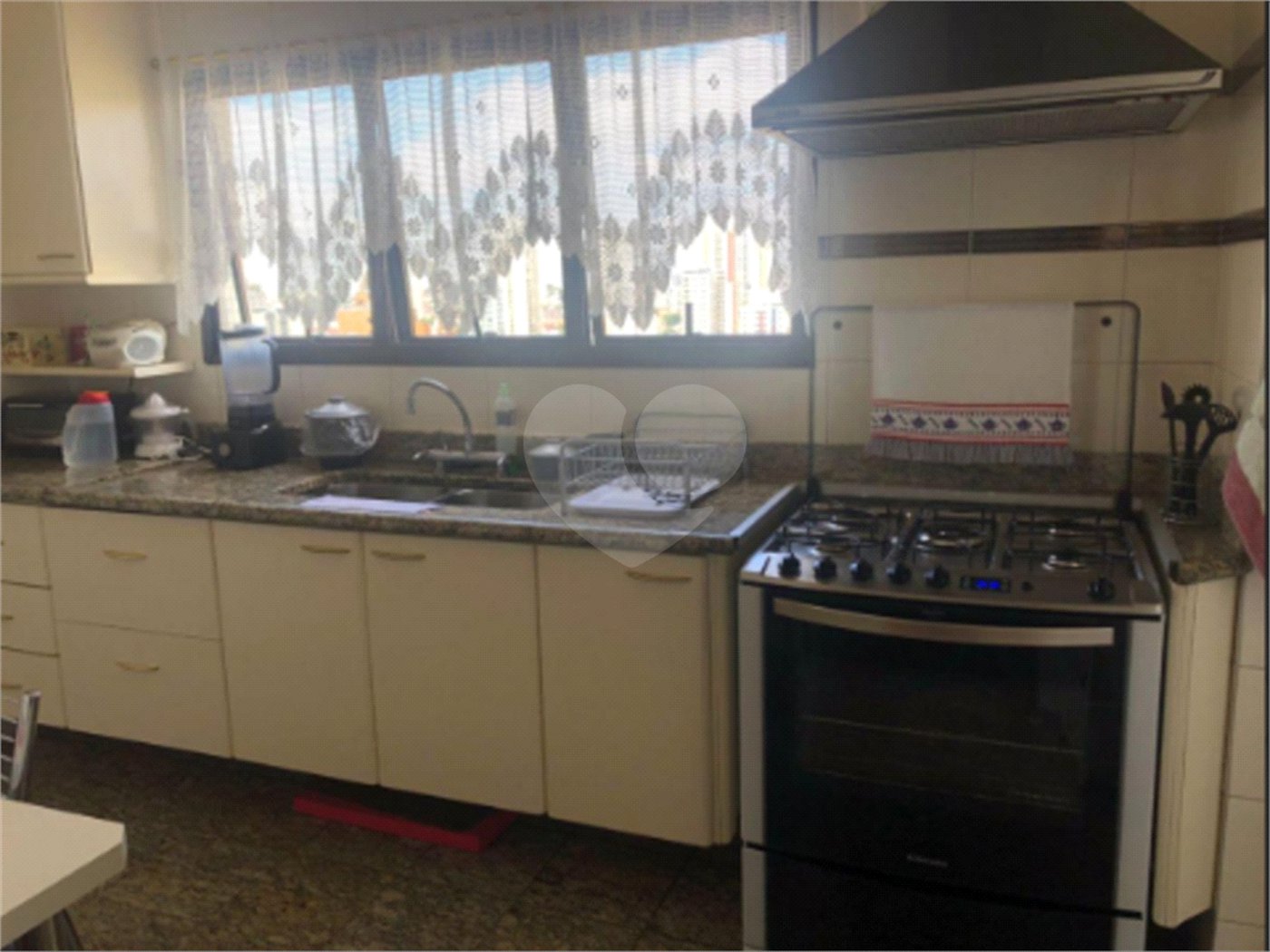 Apartamento à venda com 3 quartos, sendo 1 suíte, em Vila Regente Feijó, São Paulo, SP