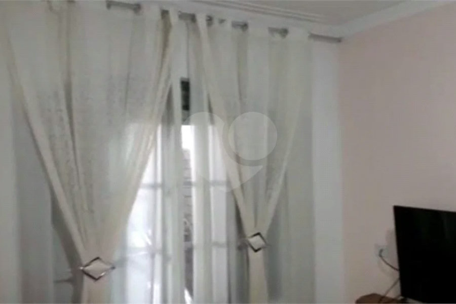 Casa Térrea à venda com 6 quartos em Campo Limpo, São Paulo, SP