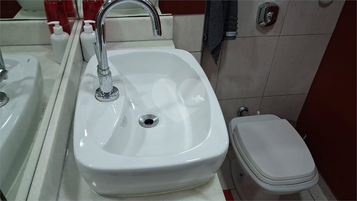 Apartamento à venda com 3 quartos, sendo 1 suíte, em Tijuca, Rio de Janeiro, RJ