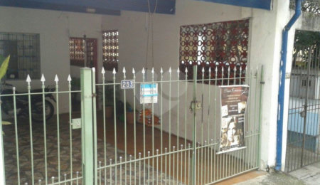 Casa Térrea à venda com 4 quartos, sendo 1 suíte,  em Santana, São Paulo, SP