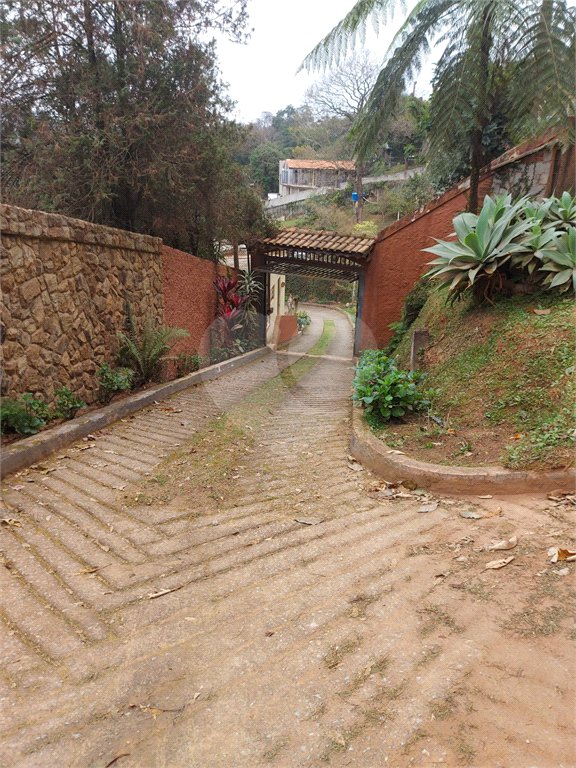 Casa à venda com 7 quartos, sendo 6 suítes, em Caceia, Mairiporã, SP
