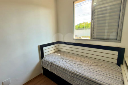 Casa à venda com 3 quartos, sendo 1 suíte, no condomínio Residencial Village Salermo, Sorocaba - SP