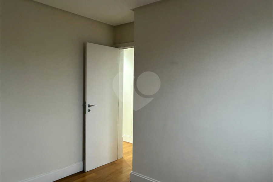 Apartamento à venda com 3 quartos, sendo 1 suíte, em Vila Guilherme, São Paulo, SP