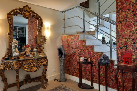 Casa à venda com 4 suítes no condomínio Las Cumbres, São Paulo - SP