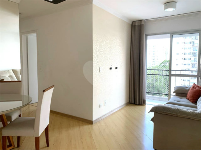 Apartamento à venda com 2 quartos em Jardim Íris, São Paulo, SP