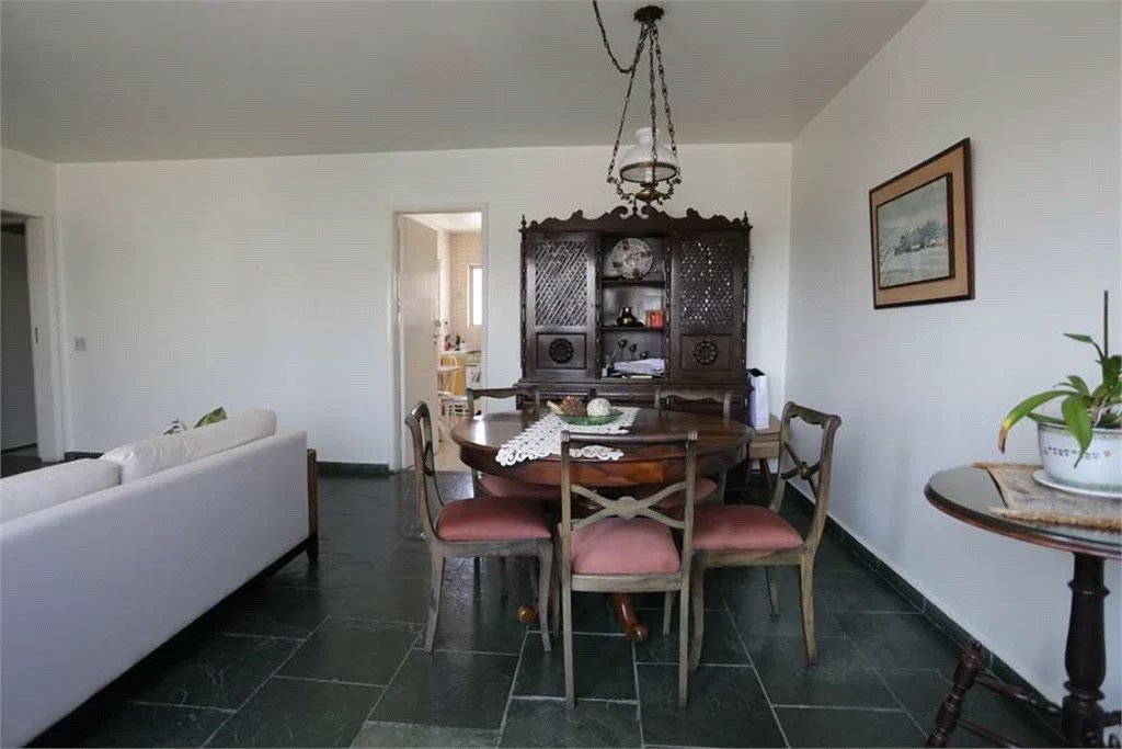 Apartamento à venda com 3 quartos, sendo 1 suíte,  em Cidade Monções, São Paulo, SP