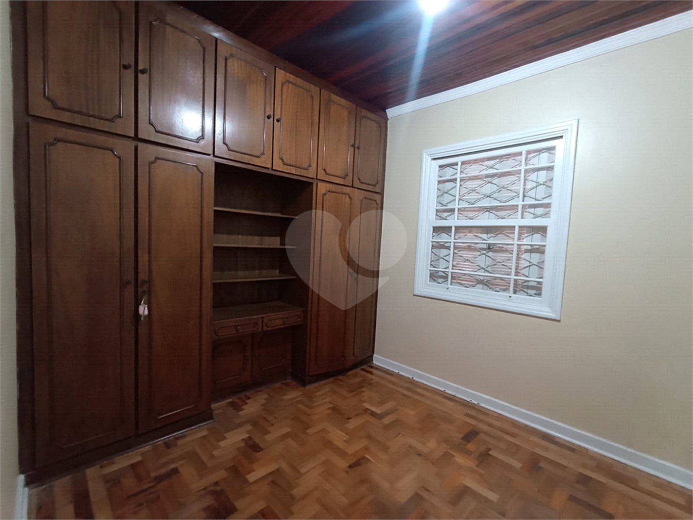 Casa à venda com 3 quartos, sendo 2 suítes,  no Centro, Itapetininga, SP