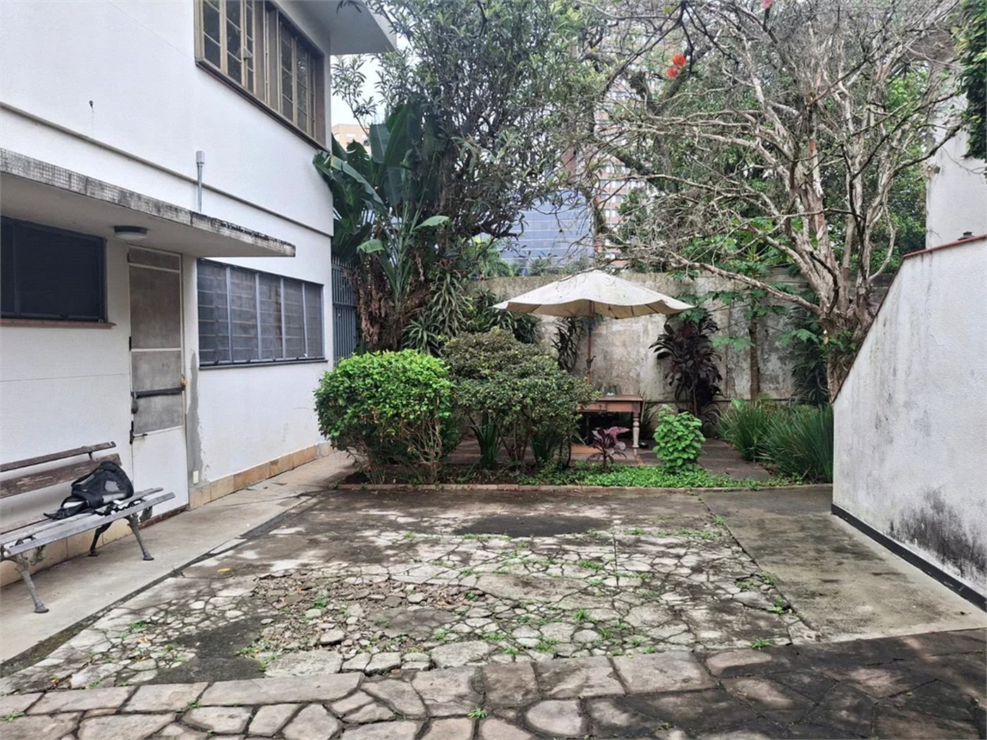 Sobrado à venda com 4 quartos, sendo 2 suítes, em Pinheiros, São Paulo, SP
