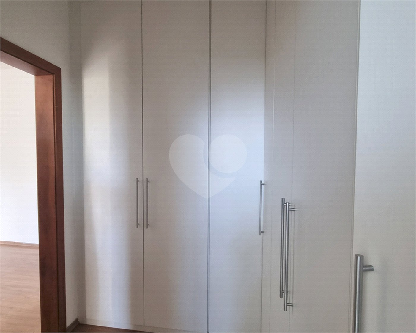 Casa à venda com 4 suítes no condomínio Mont Blanc, Sorocaba - SP