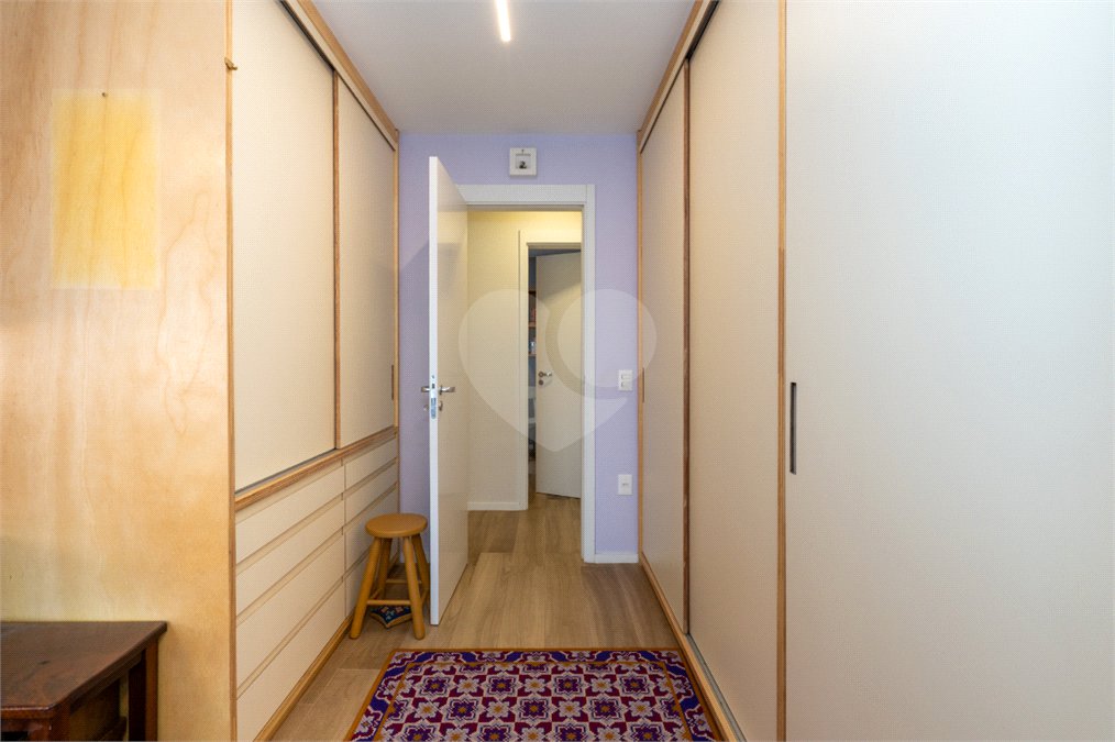 Apartamento à venda com 3 suítes em Campo Belo, São Paulo, SP