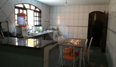 Sobrado à venda com 4 quartos em Pirituba, São Paulo, SP