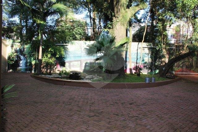Sobrado à venda ou para alugar com 4 suítes em Alto da Boa Vista, São Paulo, SP
