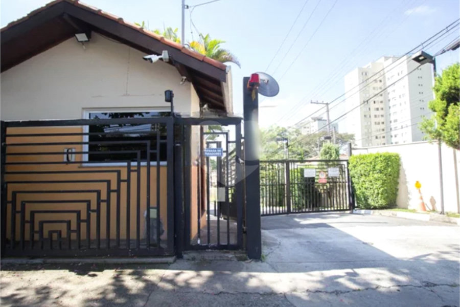 Casa à venda com 2 quartos no condomínio Colorado Town House, São Paulo - SP