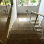 Casa à venda com 3 quartos, sendo 1 suíte, no condomínio Parque Suiça, Caieiras - SP