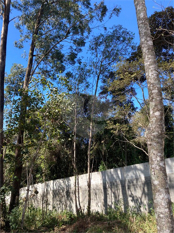 Terreno à venda no condomínio Suíça da Cantareira, Mairiporã - SP