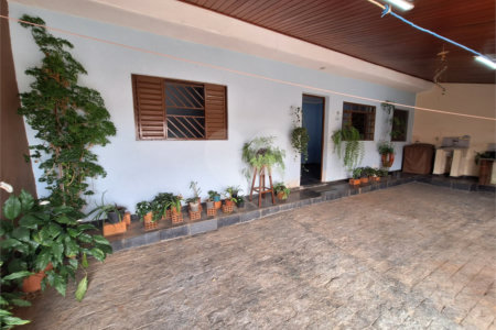 Casa à venda com 2 quartos em Jardim Simus, Sorocaba, SP