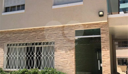 Sobrado à venda ou para alugar com 4 quartos, sendo 1 suíte,  em Parada Inglesa, São Paulo, SP