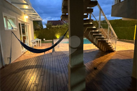 Casa à venda com 5 suítes em Aruã, Mogi das Cruzes, SP
