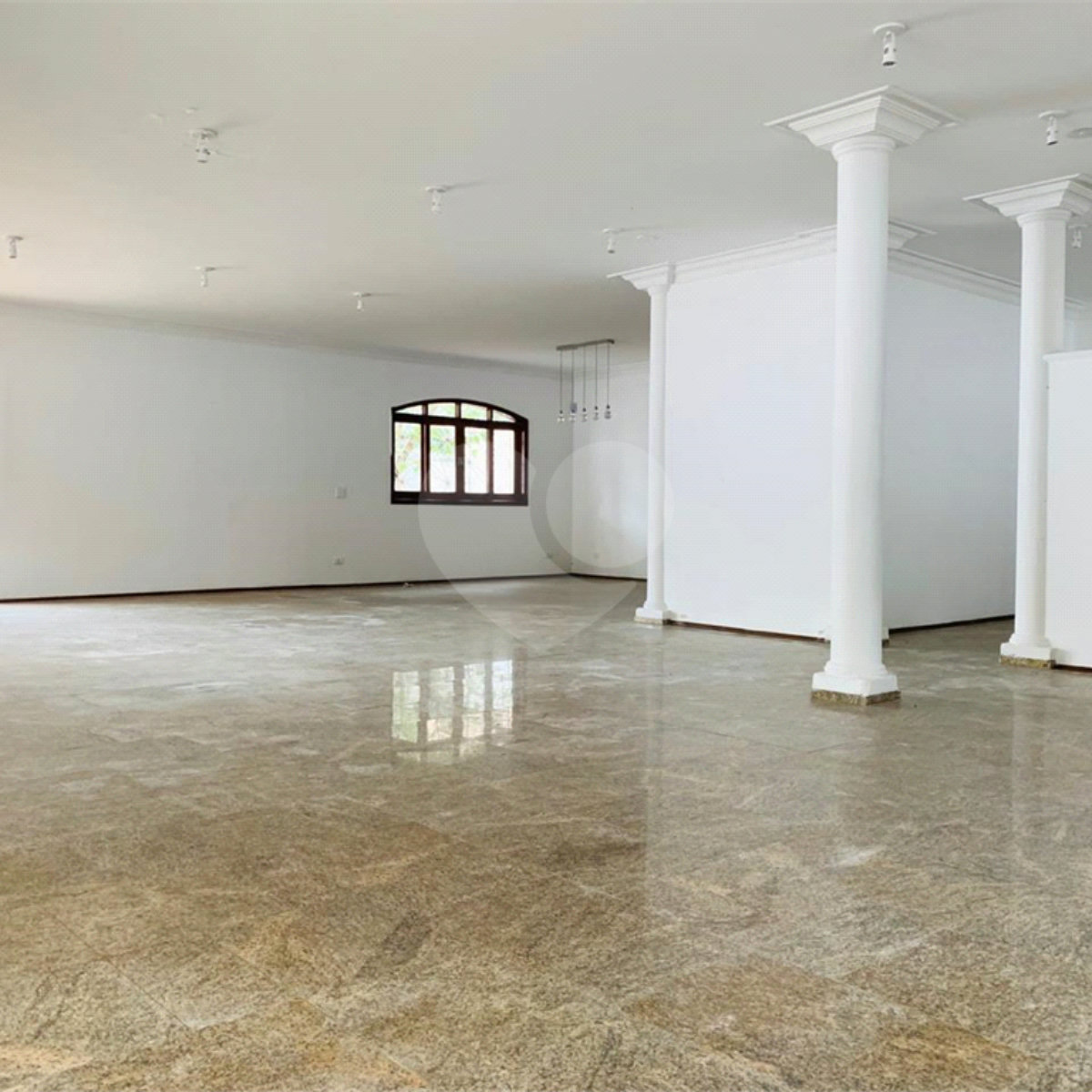 Casa à venda com 4 suítes em Interlagos, São Paulo, SP