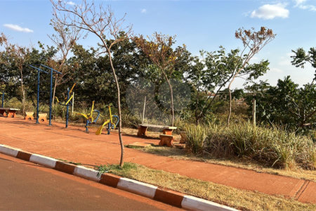 Terreno à venda no condomínio Loteamento Bella Cravinhos, Cravinhos - SP
