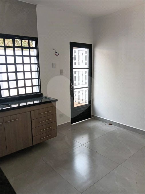 Sobrado para alugar com 2 quartos, sendo 1 suíte, no Centro, São Roque, SP