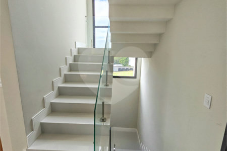 Casa à venda com 4 suítes no condomínio Reserva do Paratehy, São José dos Campos - SP