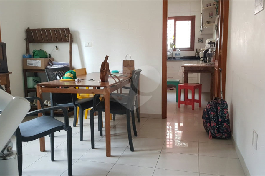 Casa à venda com 3 suítes em Santana, São Paulo, SP