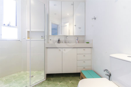 Apartamento à venda com 4 quartos, sendo 2 suítes, em Indianópolis, São Paulo, SP