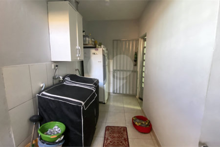Casa Térrea à venda com 4 quartos, sendo 1 suíte, em Campo Grande, São Paulo, SP