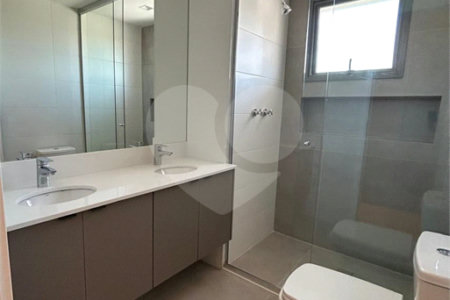 Apartamento à venda com 3 suítes em Santo Amaro, São Paulo, SP
