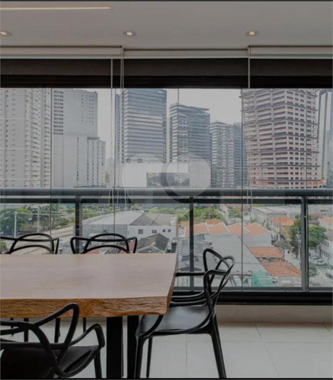 Apartamento à venda com 2 quartos, sendo 1 suíte,  em Chácara Santo Antônio, São Paulo, SP