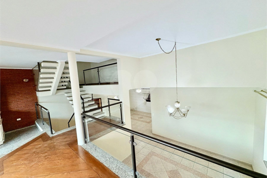 Sobrado à venda ou para alugar com 3 quartos, sendo 1 suíte, em Santana, São Paulo, SP