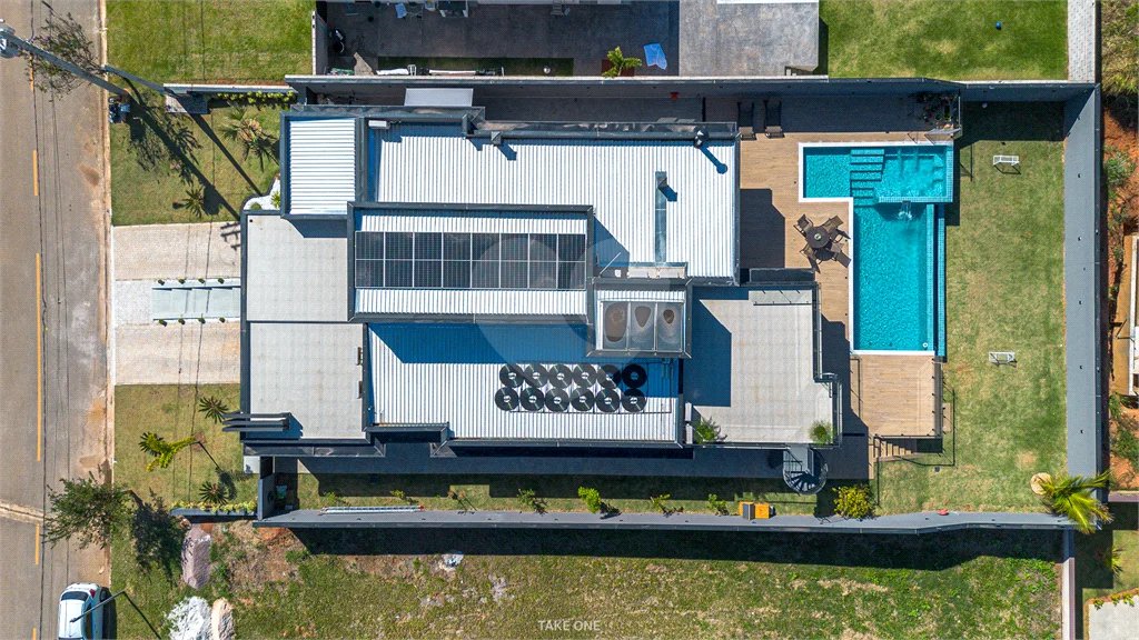 Casa à venda com 4 suítes no condomínio Residencial dos Lagos, Itupeva - SP