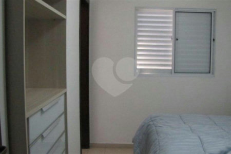 Casa à venda com 3 quartos, sendo 1 suíte, no condomínio Villa Jardim Sul, São Paulo - SP