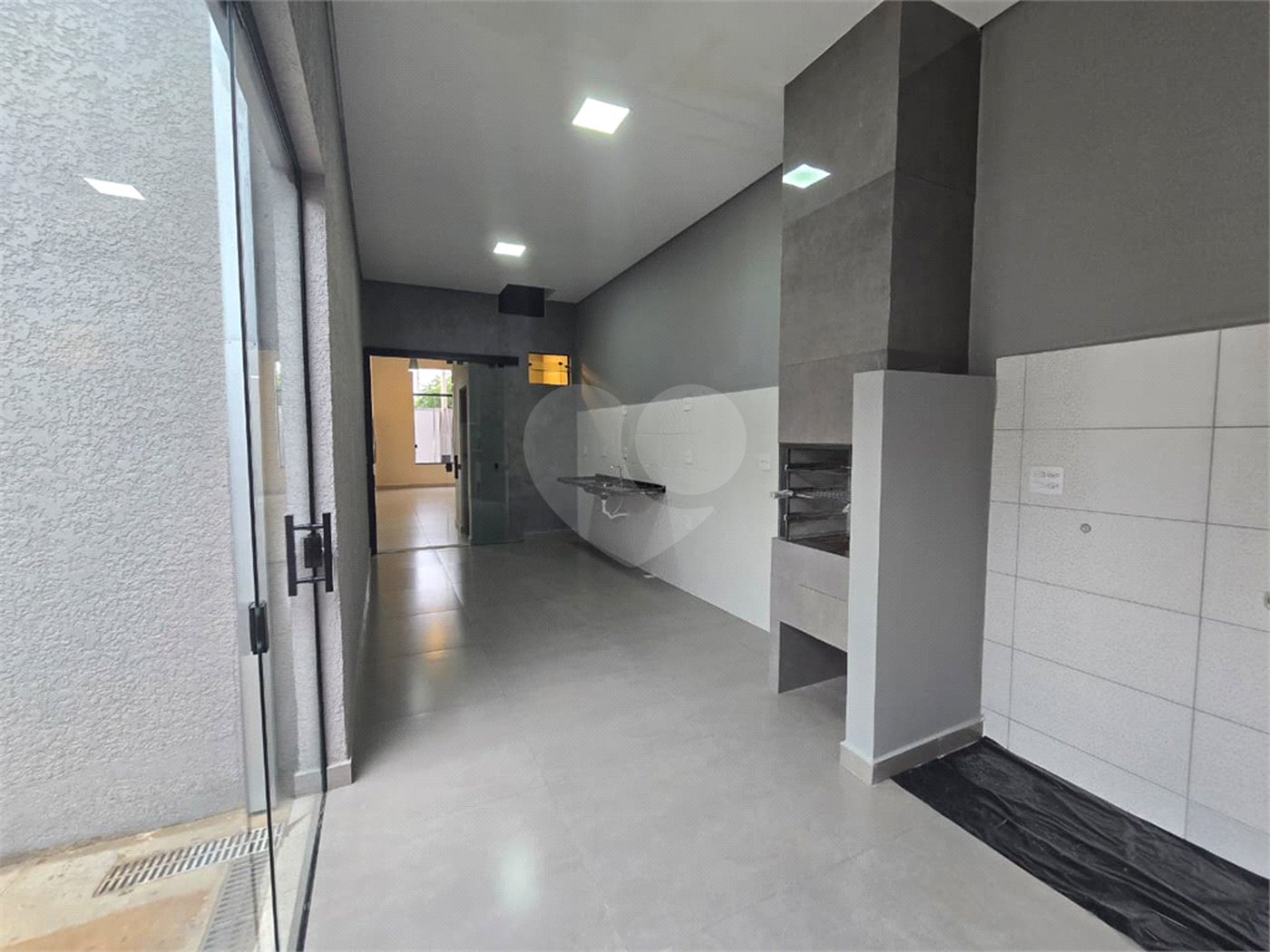 Casa à venda com 3 quartos, sendo 1 suíte, em Residencial Villaggio Di Capri, Itapetininga, SP