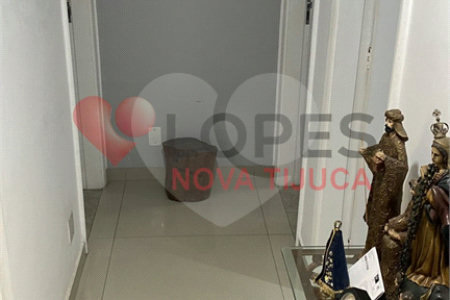 Apartamento à venda com 3 quartos, sendo 1 suíte, em Tijuca, Rio de Janeiro, RJ