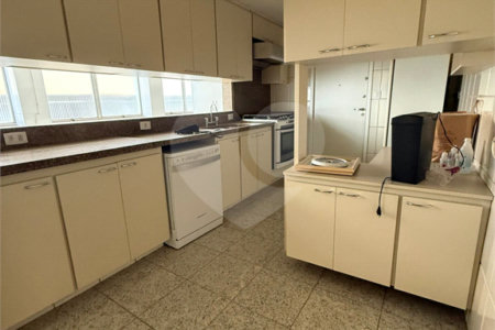 Apartamento à venda com 3 quartos, sendo 1 suíte, em Santa Cecília, São Paulo, SP