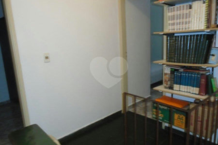 Sobrado à venda com 3 quartos em Jardim Japão, São Paulo, SP