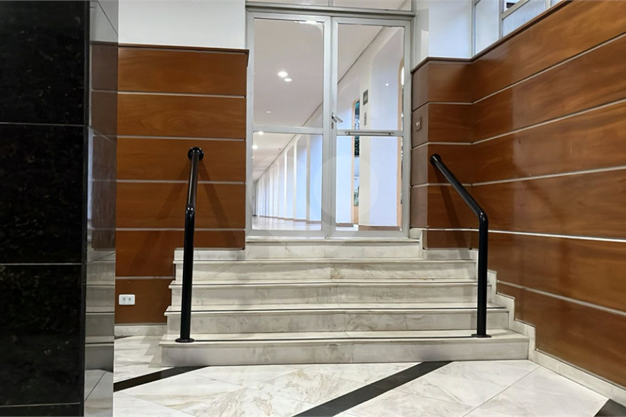 Apartamento à venda com 2 quartos, sendo 1 suíte,  em Consolação, São Paulo, SP