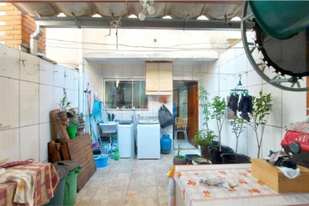 Casa à venda com 2 suítes no condomínio Residencial Sabará, São Paulo - SP