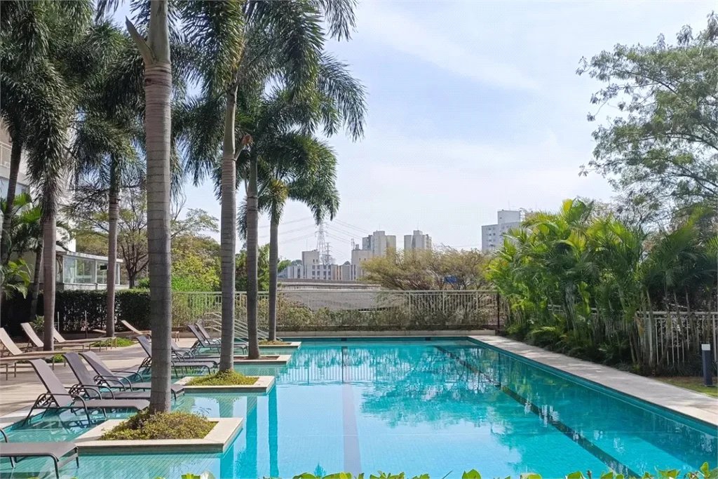 Apartamento à venda com 3 quartos, sendo 1 suíte,  em Jardim Vazani, São Paulo, SP