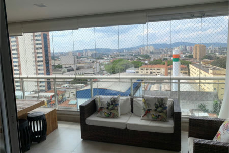 Apartamento à venda com 3 suítes em Lapa, São Paulo, SP