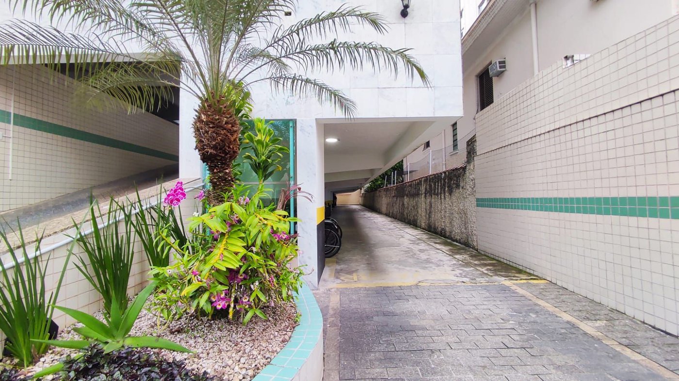 Apartamento com 2 dormitórios à venda, 70 m² por R$ 490.000,00 - Campo Grande - Santos/SP