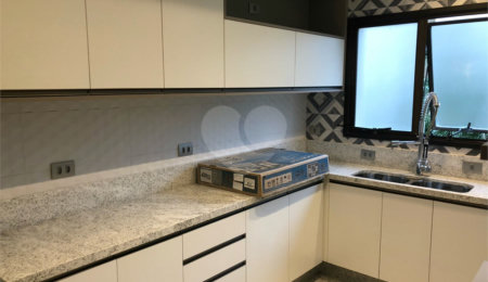 Apartamento à venda com 4 suítes em Vila Suzana, São Paulo, SP