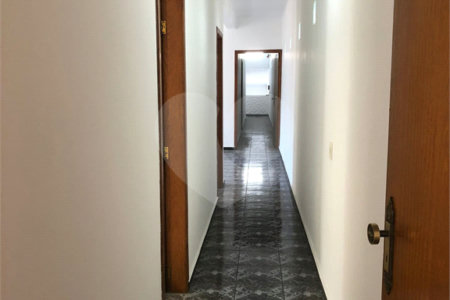 Sobrado à venda ou para alugar com 4 quartos, sendo 1 suíte, em Vila Regente Feijó, São Paulo, SP