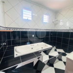 Casa para alugar com 3 quartos, sendo 1 suíte,  em Wanel Ville, Sorocaba, SP