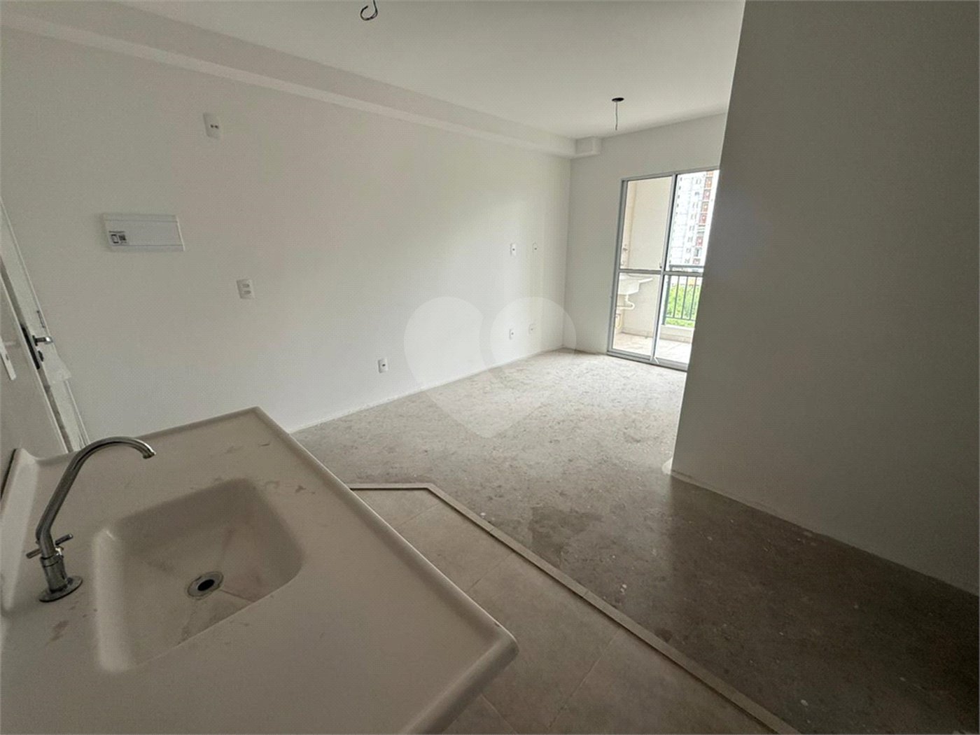 Apartamento à venda com 2 quartos, sendo 1 suíte,  em Vila Sorocabana, Guarulhos, SP